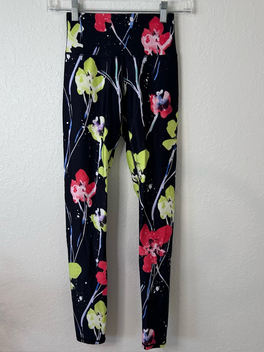 Fabletics x Demi Lovato Floral Splat Black Leggings Size XXS